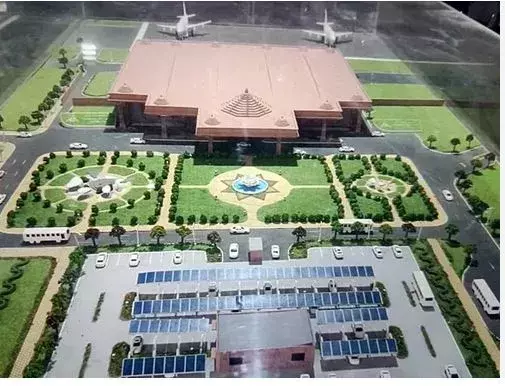 AYODHYA: అబ్బురపరుస్తున్న అయోధ్య రామాలయం AYODHYA: అబ్బురపరుస్తున్న అయోధ్య రామాలయం