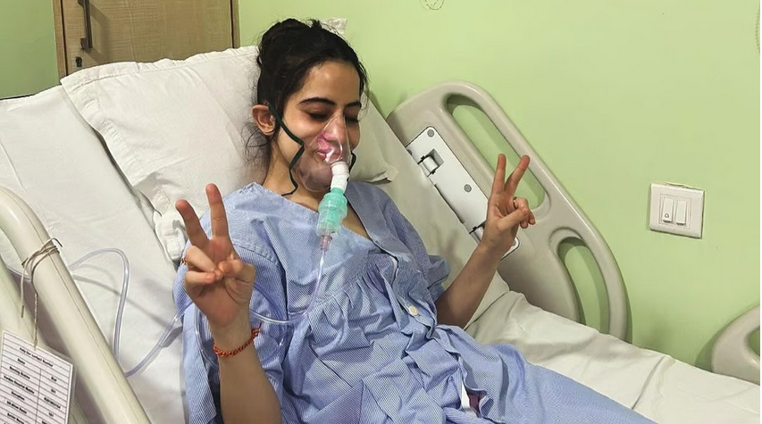 Uorfi Javed : ఆస్పత్రిలో, మూతికి మాస్క్ తో ఉర్ఫీ.. అసలేమైంది..?