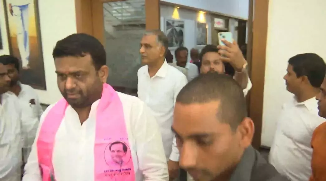 BRS: బీఆర్ఎస్లో భగ్గుమన్న అసంతృప్తి BRS: బీఆర్ఎస్లో భగ్గుమన్న అసంతృప్తి