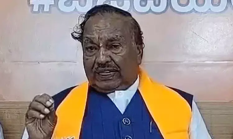 మసీదులు ఖాళీ చేయండి లేదంటే... మాజీ మంత్రి వివాదాస్పద వ్యాఖ్యలు మసీదులు ఖాళీ చేయండి లేదంటే... మాజీ మంత్రి వివాదాస్పద వ్యాఖ్యలు