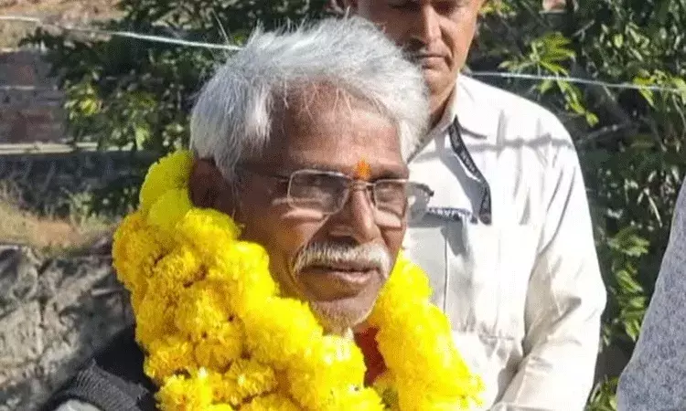 ఎక్కువ మంది పిల్లలను కనండి.. ఇళ్లు కట్టిస్తా: మంత్రి వాగ్ధానం ఎక్కువ మంది పిల్లలను కనండి.. ఇళ్లు కట్టిస్తా: మంత్రి వాగ్ధానం