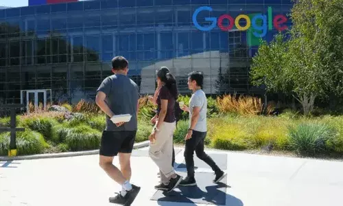 Google layoffs: ఇంజనీరింగ్, ఇతర విభాగాలలో వందలాది ఉద్యోగుల తొలగింపు