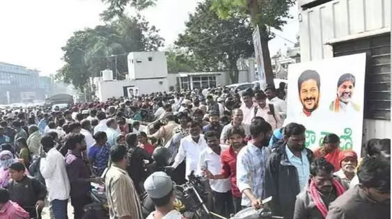 TS: ప్రజా వాణికికు అనూహ్య స్పందన TS: ప్రజా వాణికికు అనూహ్య స్పందన