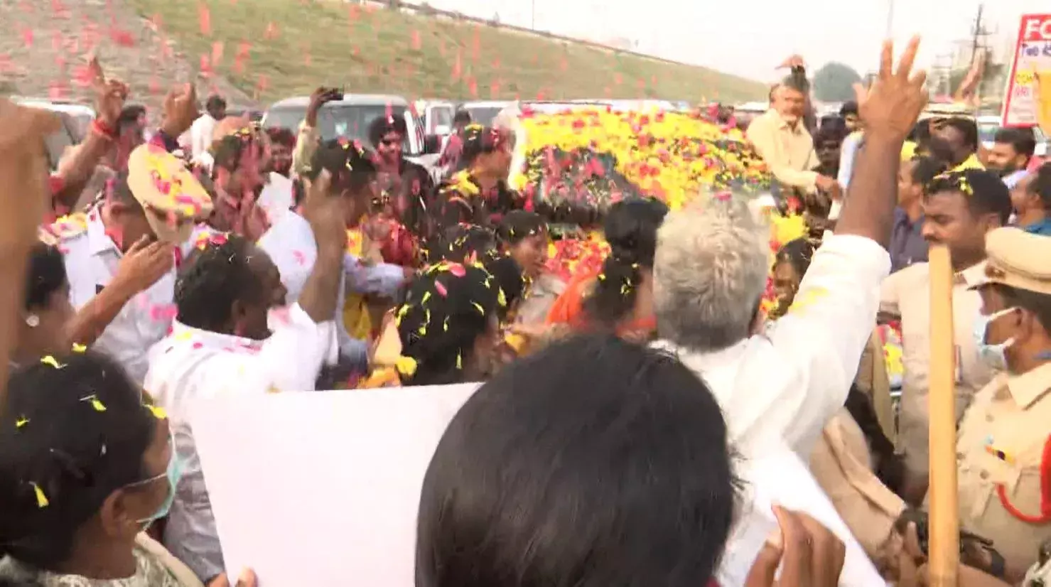 CBN: సీఐడీ కార్యాలయానికి చంద్రబాబు