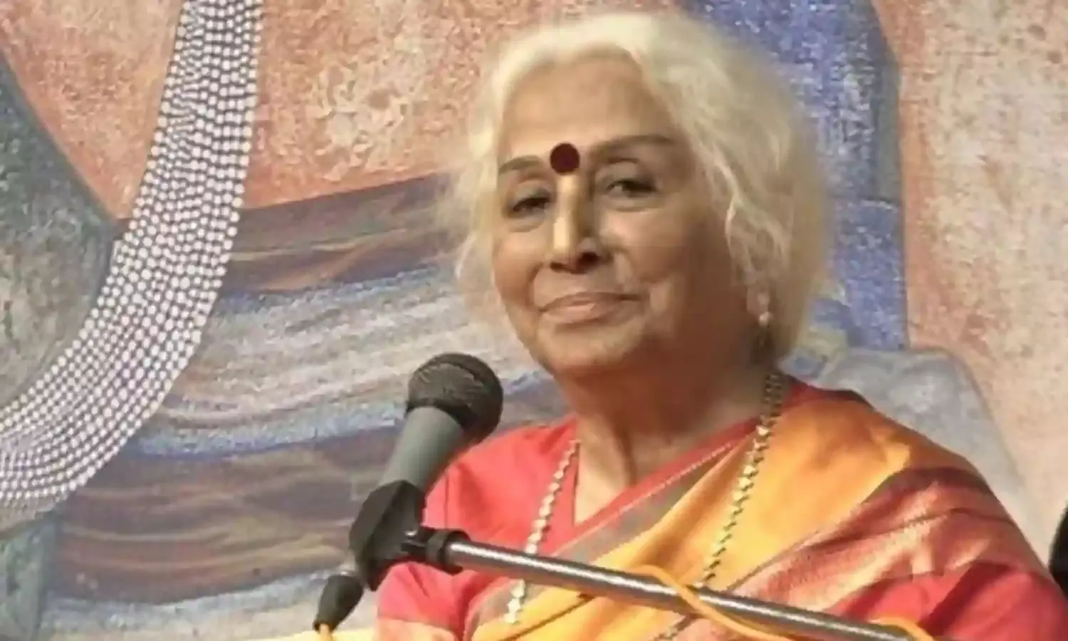 Prabha Atre : గుండెపోటుతో ప్రముఖ శాస్త్రీయ గాయని మృతి Prabha Atre : గుండెపోటుతో ప్రముఖ శాస్త్రీయ గాయని మృతి