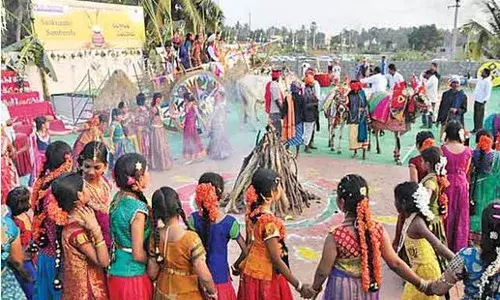 BHOGI: వైభవంగా సంక్రాంతి సంబరాలు