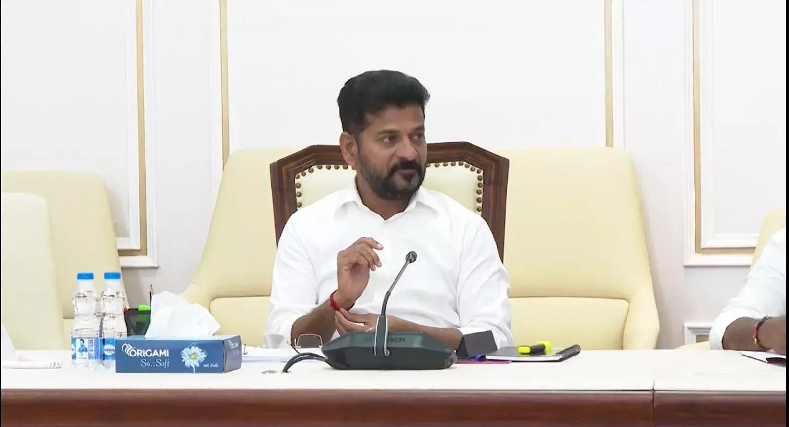 TS: దావోస్‌కు రేవంత్‌రెడ్డి బృందం