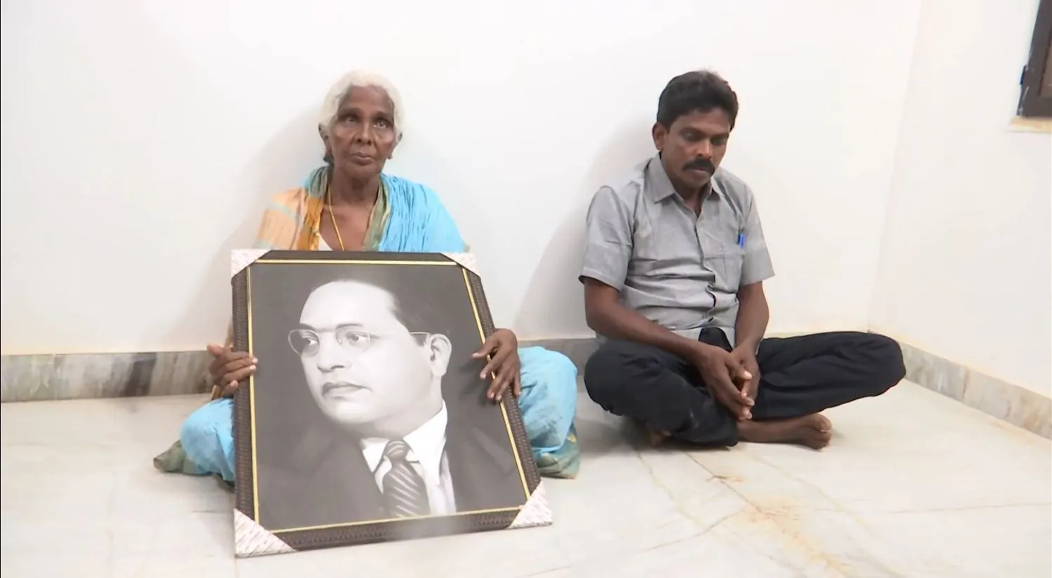 AP: కోడికత్తి కేసు నిందితుడి ఆమరణ దీక్ష AP: కోడికత్తి కేసు నిందితుడి ఆమరణ దీక్ష