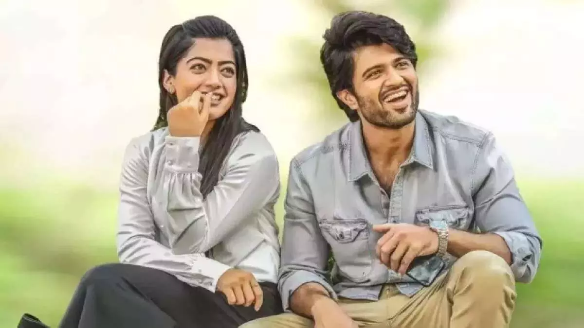 Engagement Rumours : రష్మికతో నిశ్చితార్థం పుకార్లపై విజయ్ ఏమన్నాడంటే.. Engagement Rumours : రష్మికతో నిశ్చితార్థం పుకార్లపై విజయ్ ఏమన్నాడంటే..