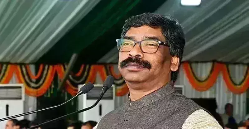 Hemant Soren: ఝార్ఖండ్ సీఎం ఇంటికి ఈడీ అధికారులు Hemant Soren: ఝార్ఖండ్ సీఎం ఇంటికి ఈడీ అధికారులు