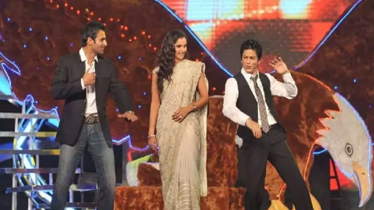 Shah Rukh Khan : షోయబ్ లో ఏం చూశారని షారూఖ్ అడిగిన ప్రశ్నకు సానియా ఏం చెప్పిందంటే.. Shah Rukh Khan : షోయబ్ లో ఏం చూశారని షారూఖ్ అడిగిన ప్రశ్నకు సానియా ఏం చెప్పిందంటే..