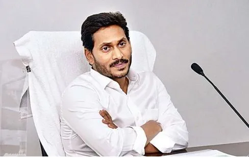 AP: సీఎం జగన్ ఒంటెద్దు పోకడ వల్లేనా..? AP: సీఎం జగన్ ఒంటెద్దు పోకడ వల్లేనా..?