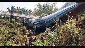 Plane Crash:  కుప్పకూలిన విమానం.. ఆరుగురు మృతి