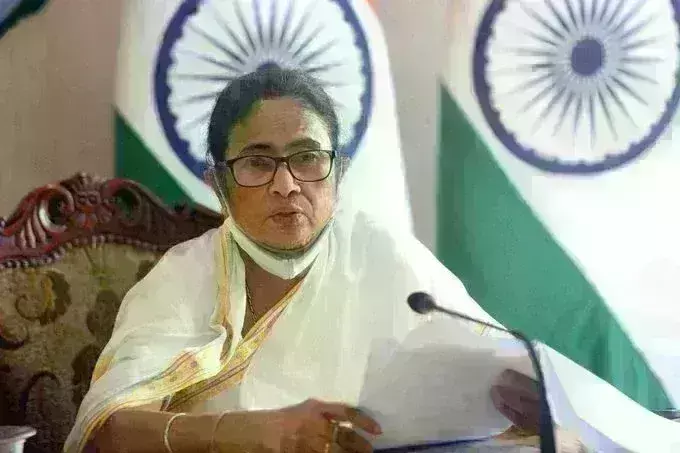 Mamata Banerjee: ఒంటరిగానే ఎన్నికలకు - కాంగ్రెస్కు షాకిచ్చిన దీదీ Mamata Banerjee: ఒంటరిగానే ఎన్నికలకు - కాంగ్రెస్కు షాకిచ్చిన దీదీ