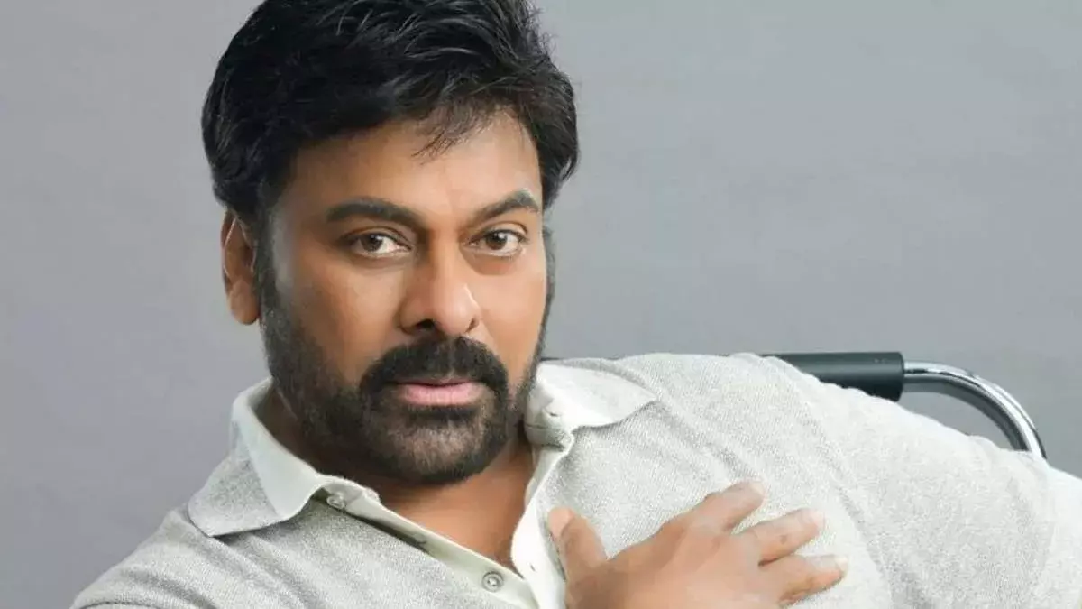 Padma Vibhushan : పద్మ విభూషణ్ ఇవ్వడంపై చిరంజీవి ఏమన్నాడంటే.. Padma Vibhushan : పద్మ విభూషణ్ ఇవ్వడంపై చిరంజీవి ఏమన్నాడంటే..