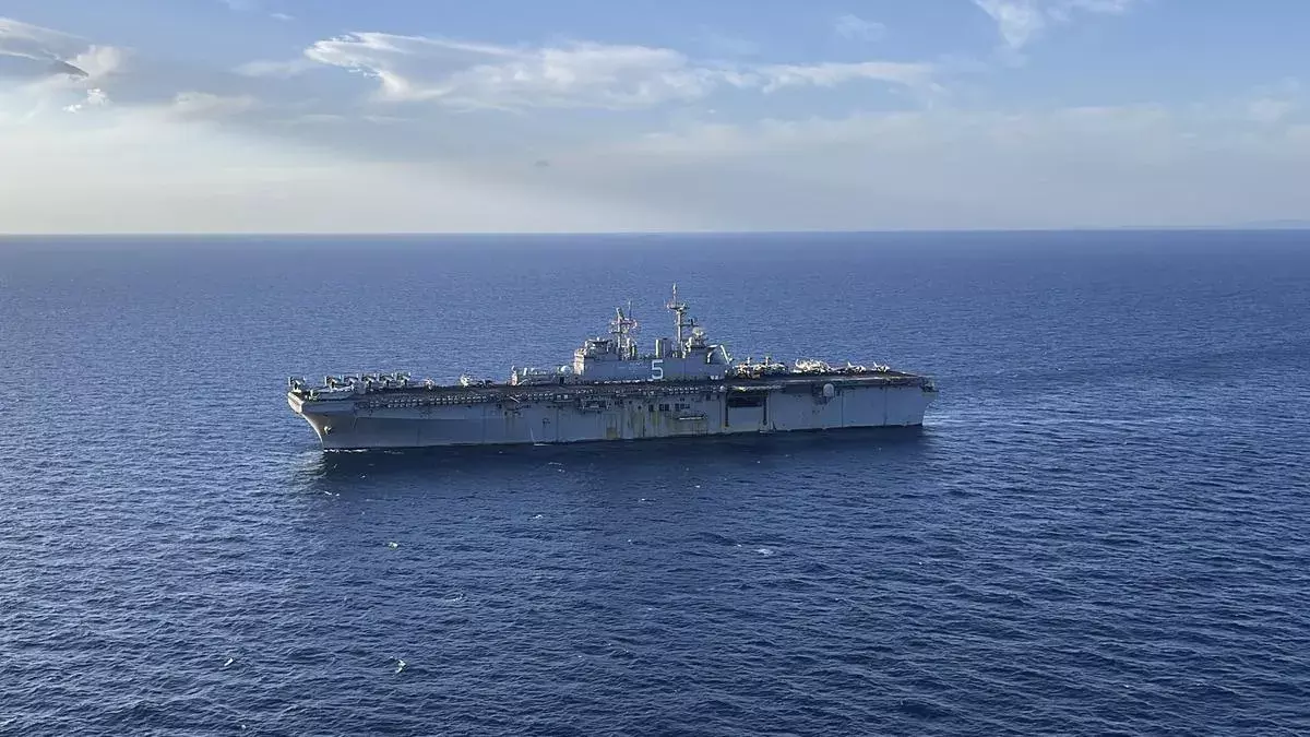 Houthi Rebels: ఎర్ర సముద్రంలో హౌతీల క్షిపణిని కూల్చేసిన  అమెరికా