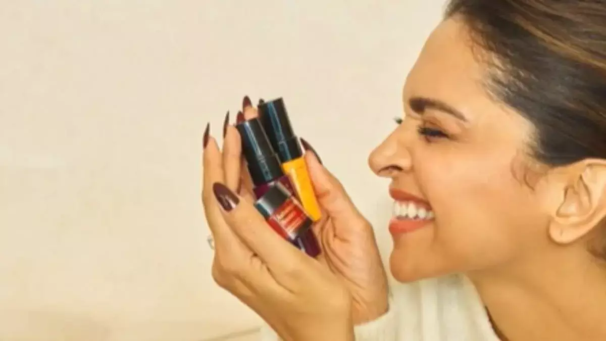 Deepika Padukone : లోటస్ స్ప్లాష్ గుర్తుపై ఢిల్లీ హైకోర్టు ఆదేశాలు Deepika Padukone : లోటస్ స్ప్లాష్ గుర్తుపై ఢిల్లీ హైకోర్టు ఆదేశాలు