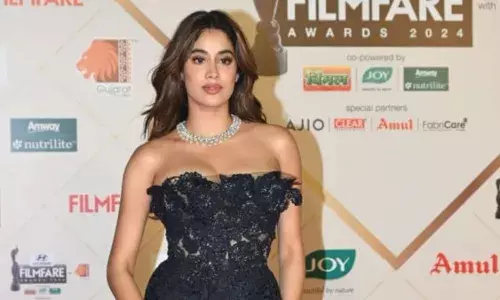 Janhvi Kapoor : సూర్యతో పౌరాణిక నాటకంలో నటించనున్న బాలీవుడ్ బ్యూటీ Janhvi Kapoor : సూర్యతో పౌరాణిక నాటకంలో నటించనున్న బాలీవుడ్ బ్యూటీ