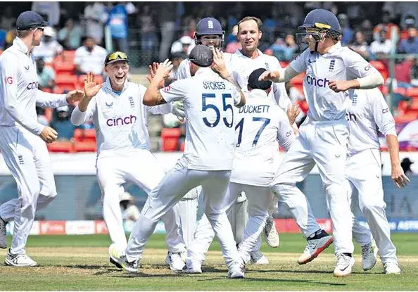 CRICKET: టీమిండియాకు షాక్ CRICKET: టీమిండియాకు షాక్