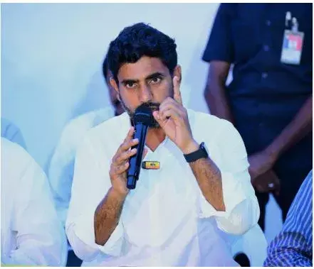 AP: డీఎస్సీ పేరిట వైసీపీ డ్రామాలు