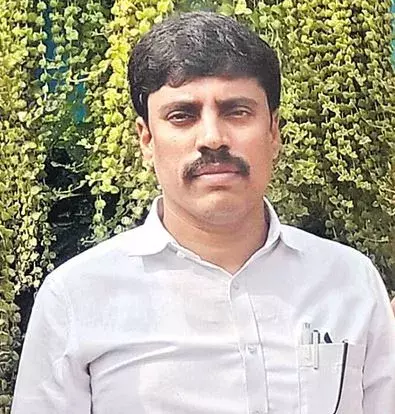 AP: విశాఖలో తహసీల్దారు హత్యతో భయాందోళనలు