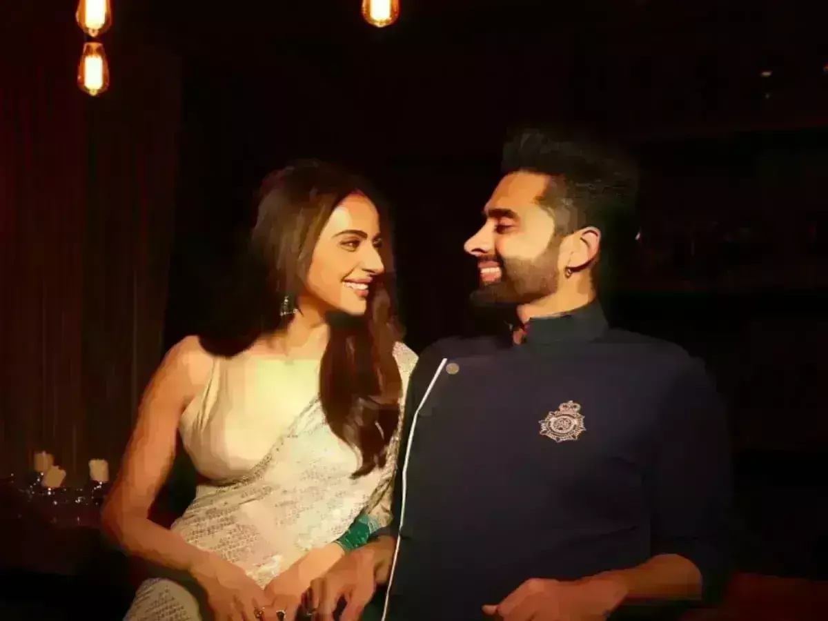 First Wedding Photo : వైరల్ అవుతోన్న రకుల్ వెడ్డింగ్ ఫొటో