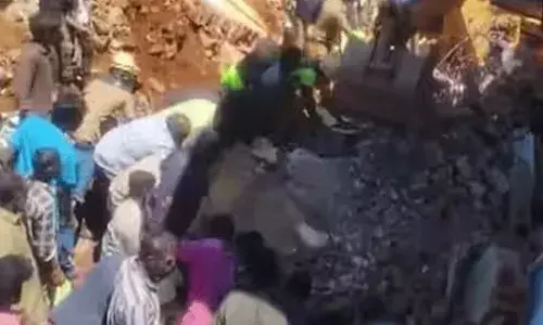 ఇంటి నిర్మాణ పనులు చేస్తూ మృతి చెందిన ఆరుగురు కార్మికులు ఇంటి నిర్మాణ పనులు చేస్తూ మృతి చెందిన ఆరుగురు కార్మికులు