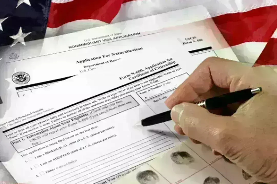 US Acitizenship: అమెరికన్ పౌరసత్వాన్ని పొందిన 60 వేల మంది భారతీయులు US Acitizenship: అమెరికన్ పౌరసత్వాన్ని పొందిన 60 వేల మంది భారతీయులు