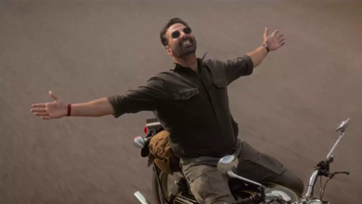 Sarfira : కొత్త సినిమాని ప్రకటించిన అక్షయ్.. ఇది సూర్య సినిమాకు రీమేకా..? Sarfira : కొత్త సినిమాని ప్రకటించిన అక్షయ్.. ఇది సూర్య సినిమాకు రీమేకా..?