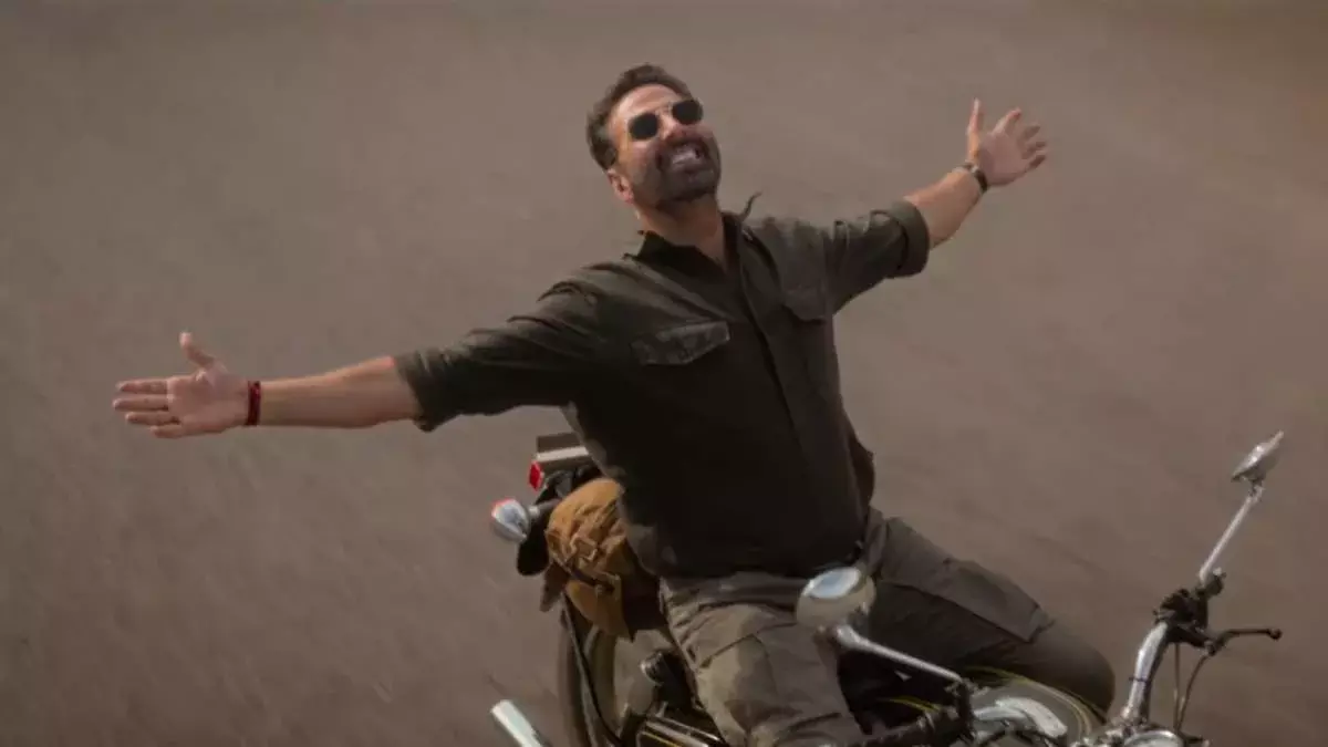 Sarfira : కొత్త సినిమాని ప్రకటించిన అక్షయ్.. ఇది సూర్య సినిమాకు రీమేకా..? Sarfira : కొత్త సినిమాని ప్రకటించిన అక్షయ్.. ఇది సూర్య సినిమాకు రీమేకా..?