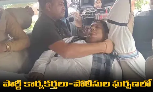 పార్టీ కార్యకర్తలు-పోలీసుల ఘర్షణలో  బెంగాల్ బీజీపీ చీఫ్ కు గాయాలు పార్టీ కార్యకర్తలు-పోలీసుల ఘర్షణలో  బెంగాల్ బీజీపీ చీఫ్ కు గాయాలు