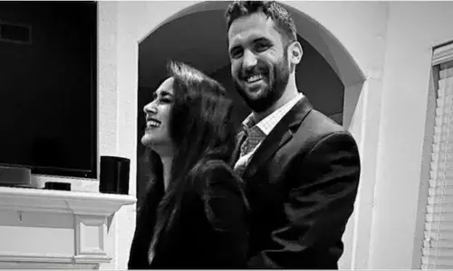 Ileana DCruz : ఫస్ట్ రియల్ వాలెంటైన్ ఫొటో షేర్ చేసిన ఇలియానా