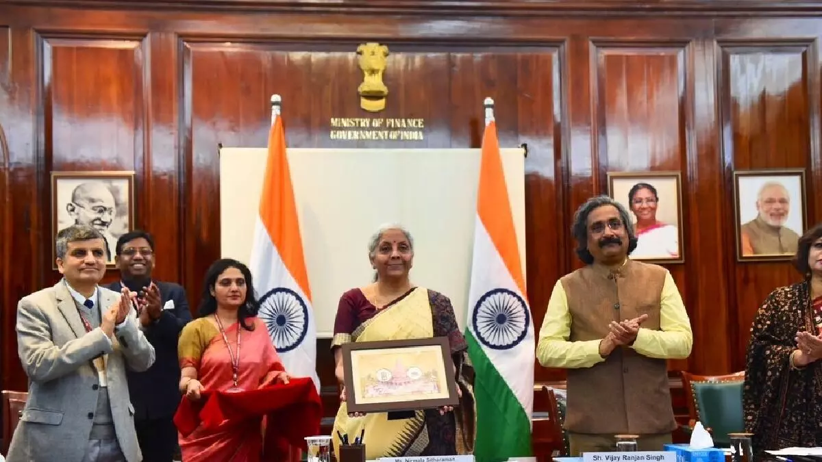 Ayodhya: అయోధ్య రాముడి పేరిట నాణేలు విడుదల.. Ayodhya: అయోధ్య రాముడి పేరిట నాణేలు విడుదల..