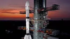 ISRO: వాతావరణ మార్పులను పసిగట్టేలా.. నేడు ఇస్రో రాకెట్ ప్రయోగం. ISRO: వాతావరణ మార్పులను పసిగట్టేలా.. నేడు ఇస్రో రాకెట్ ప్రయోగం.