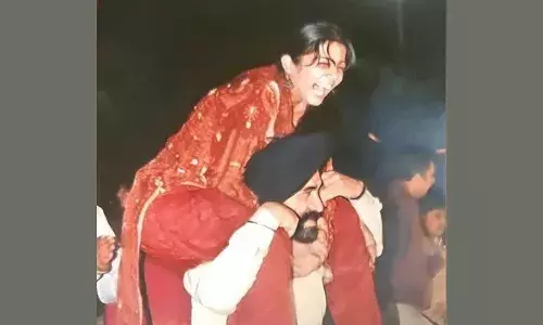 Charmi : చార్మి ఇంట్లో విషాదం.. సోషల్ మీడియాలో ఎమోషనల్ పోస్ట్