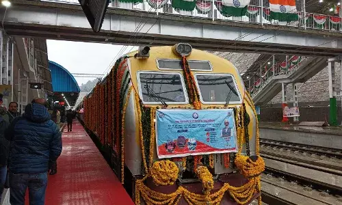 Kashmir: అందుబాటులోకి.. దేశంలోనే అతి పొడవైన రైలు సొరంగం