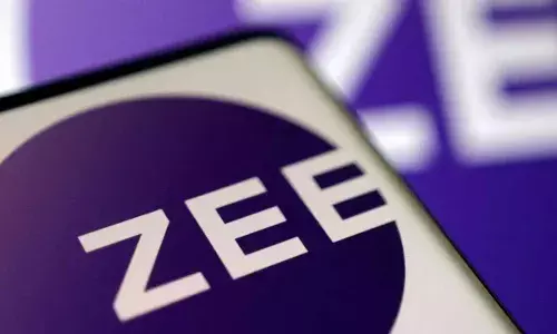 ZEE Shares : రూ.2000 కోట్ల అవకతవకలు.. జీ షేర్లు ఢమాల్