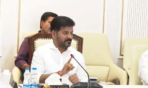 TS: గ్యాస్ సిలిండర్, ఉచిత విద్యుత్‌ అమలుకు ముహూర్తం ఫిక్స్‌