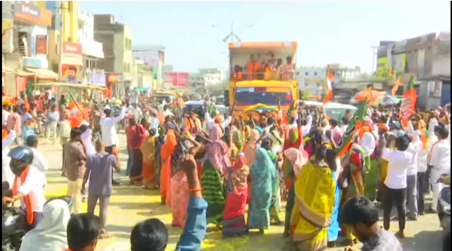 BJP: బీఆర్ఎస్-కాంగ్రెస్ మధ్యే పొత్తు: బీజేపీ BJP: బీఆర్ఎస్-కాంగ్రెస్ మధ్యే పొత్తు: బీజేపీ