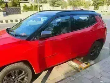 Smart Parking Instrument : పార్కింగ్ కష్టాలకు వినూత్న పరిష్కారం Smart Parking Instrument : పార్కింగ్ కష్టాలకు వినూత్న పరిష్కారం