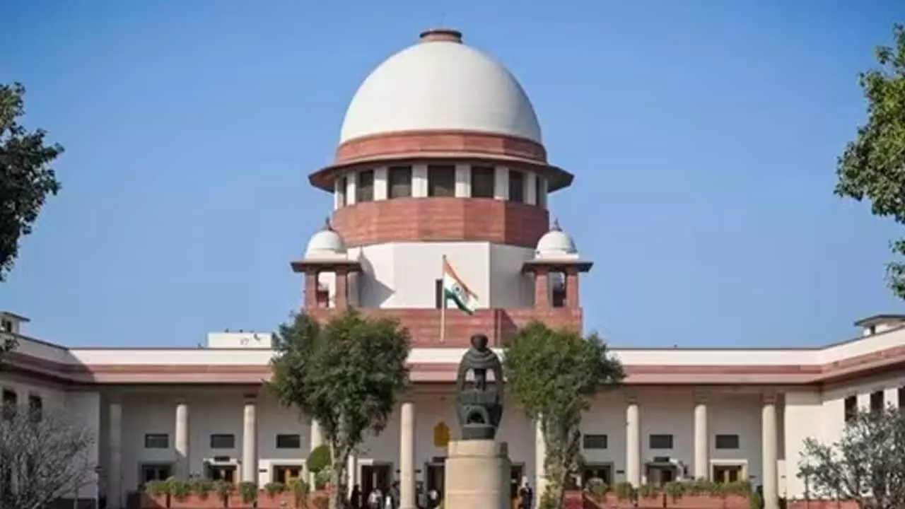 Supreme Court : రిటైర్డ్ జిల్లా జడ్జిలకు పెన్షన్ సరిపోవడం లేదు: సుప్రీంకోర్టు Supreme Court : రిటైర్డ్ జిల్లా జడ్జిలకు పెన్షన్ సరిపోవడం లేదు: సుప్రీంకోర్టు