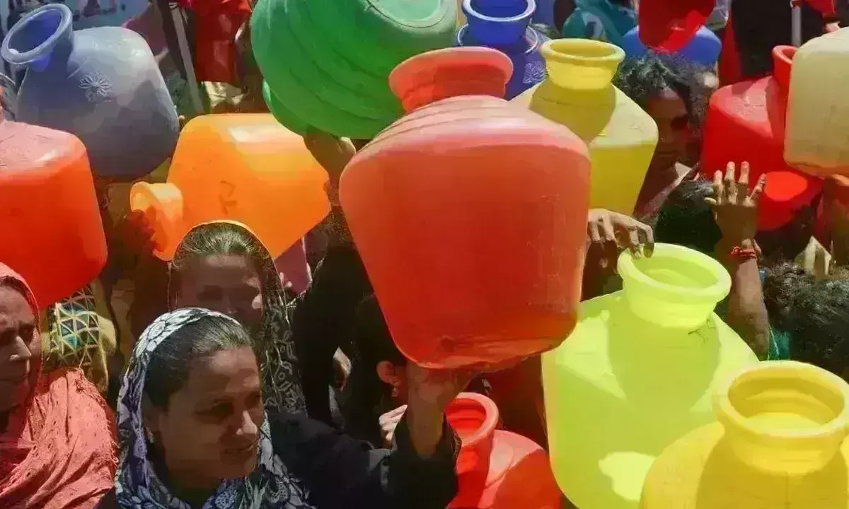 Water Problems: ప్రభుత్వానికి కనపడని అనంత కష్టాలు Water Problems: ప్రభుత్వానికి కనపడని అనంత కష్టాలు