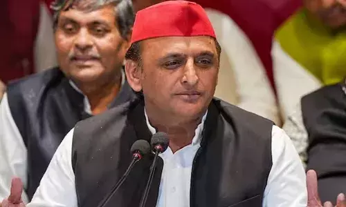 CM Akhilesh Yadav :అక్రమ మైనింగ్ కేసులో అఖిలేష్ యాదవ్‌కు సీబీఐ సమన్లు