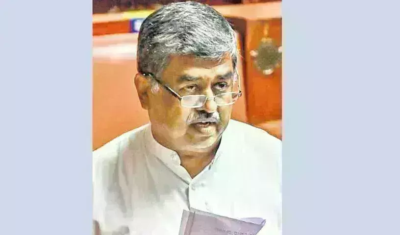 Karnataka: పాకిస్థాన్ బీజేపీకి శత్రుదేశం, మాకు కాదన్న కర్ణాటక కాంగ్రెస్ ఎమ్మెల్సీ Karnataka: పాకిస్థాన్ బీజేపీకి శత్రుదేశం, మాకు కాదన్న కర్ణాటక కాంగ్రెస్ ఎమ్మెల్సీ