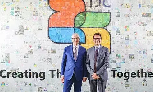 Bill Gates : 25 ఏళ్ల తర్వాత హైదరాబాద్ ఆఫీసుకు బిల్ గేట్స్ Bill Gates : 25 ఏళ్ల తర్వాత హైదరాబాద్ ఆఫీసుకు బిల్ గేట్స్