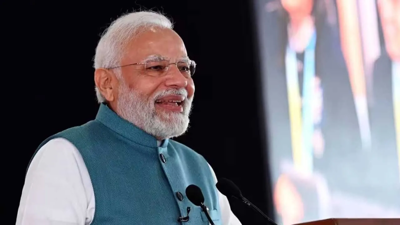 Top 10 : మోస్ట్ పవర్ ఫుల్ ఇండియన్ జాబితాలో మోదీ టాప్ Top 10 : మోస్ట్ పవర్ ఫుల్ ఇండియన్ జాబితాలో మోదీ టాప్
