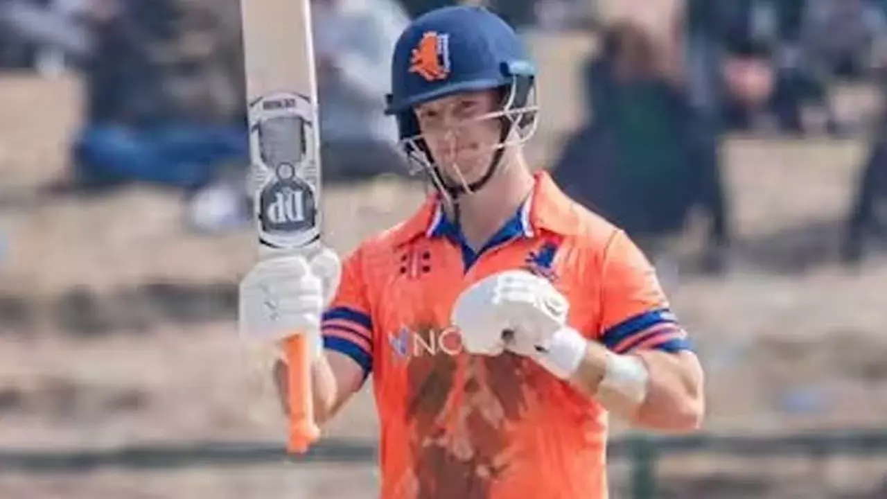 విధ్వంసం.. 62 బంతుల్లో 135 రన్స్
