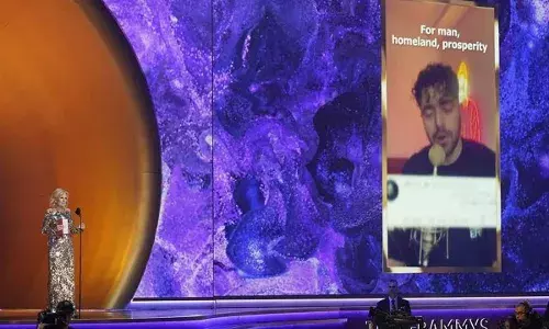 Iran : గ్రామీ-విజేతకు జైలు శిక్ష.. ఎందుకంటే..