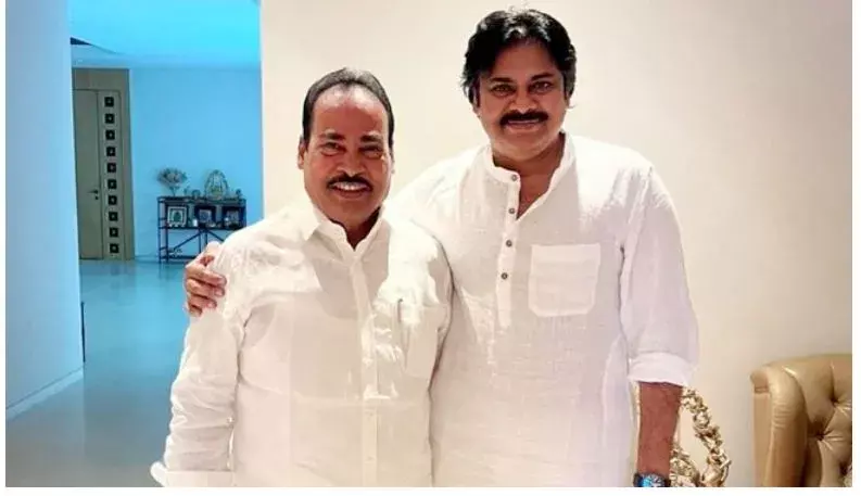 YCP: పవన్ను కలిసిన వైసీపీ ఎమ్మెల్యే సస్పెండ్ YCP: పవన్ను కలిసిన వైసీపీ ఎమ్మెల్యే సస్పెండ్