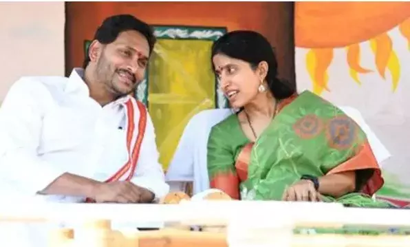 TDP: జగన్‌-భారతీ కోట్లు దోచేశారు